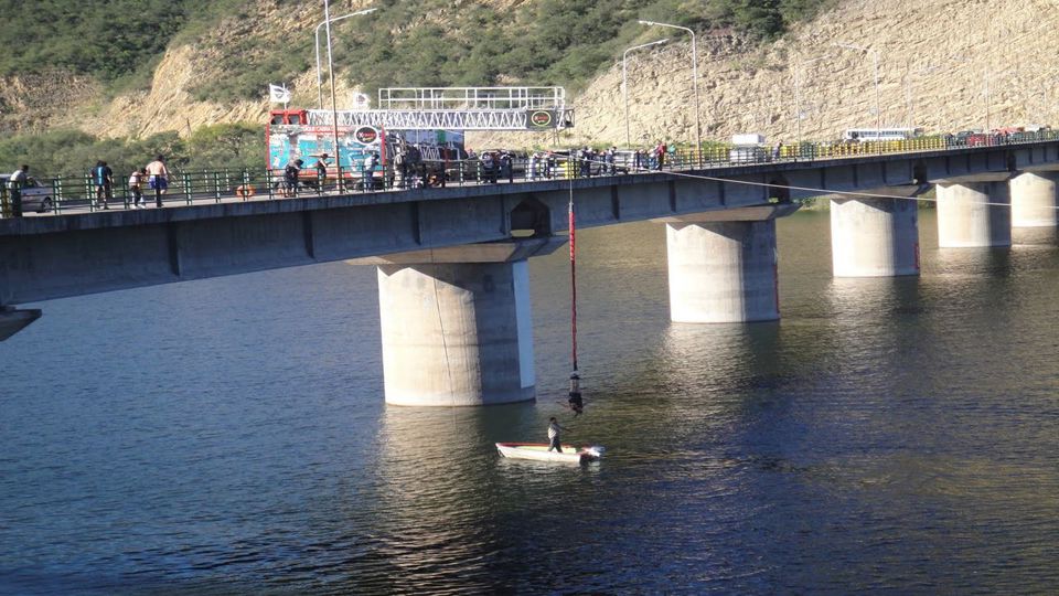 Pack Adrenalina: Día de Bungee Jumping, Rappel y Tirolesa foto 3